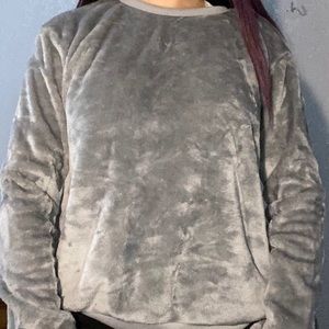 Grey long sleeve sweater